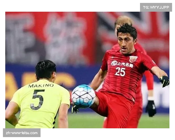 土超中游球队主打三后卫体系，强调边路进攻与反击